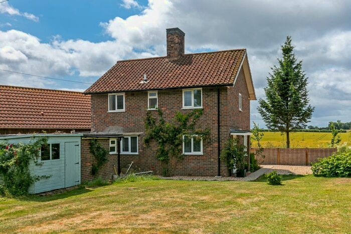 3 Bedroom Detached House To Rent In New Cottage, Sutton Scotney, Winchester, SO21