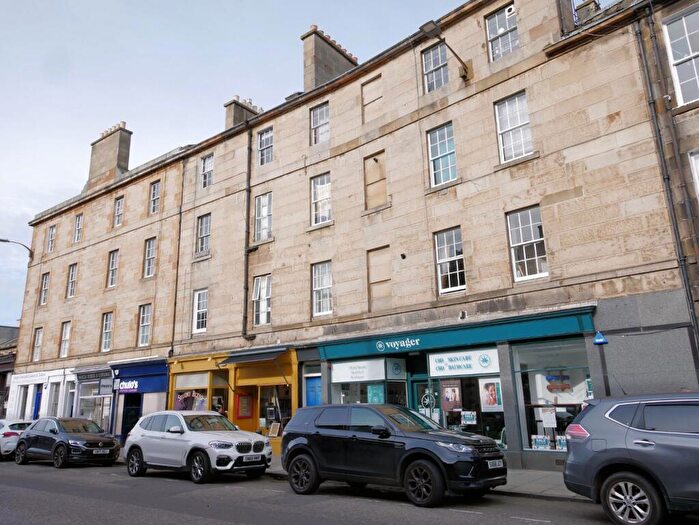 1 Bedroom Flat To Rent In Raeburn Place, Stockbridge, Edinburgh, EH4