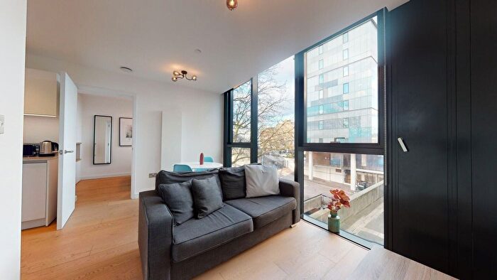 1 Bedroom Flat To Rent In Highgate Hill, London, N19