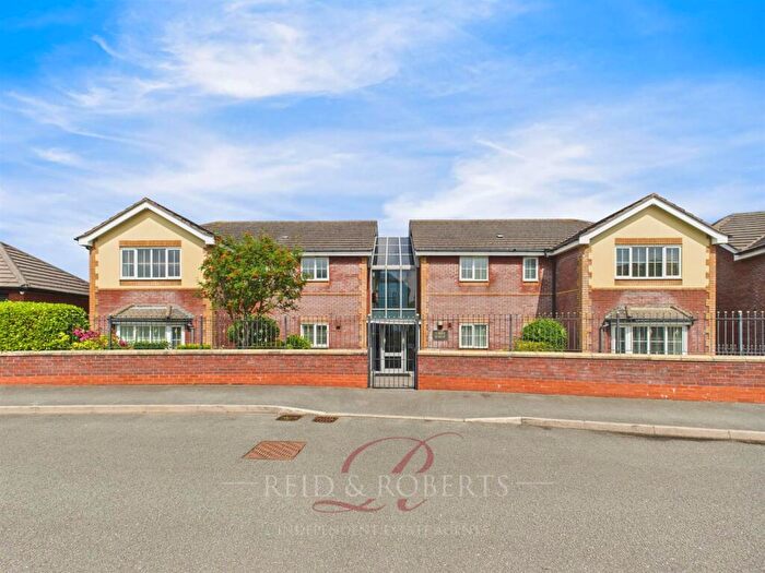 2 Bedroom Apartment For Sale In Llys Y Graig, Bryn-Y-Baal, Mold, CH7