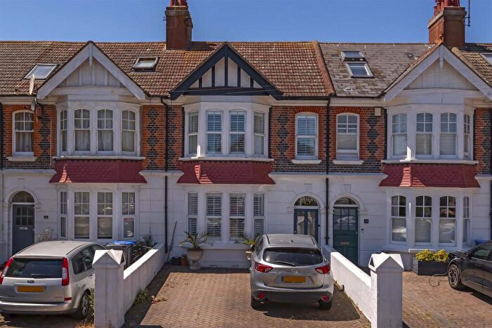 4 Bedroom Terraced House For Sale In Navarino Road, Worthing, BN11