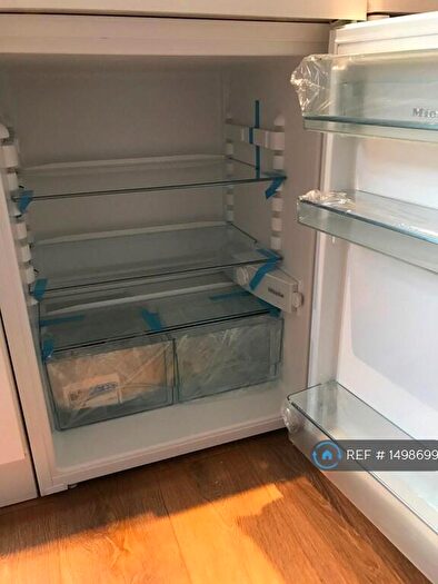 Studio To Rent In Blenheim Park Road, South Croydon, CR2