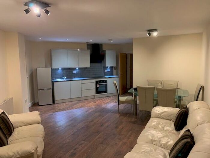 2 Bedroom Apartment To Rent In Altolusso, Cardiff, CF10