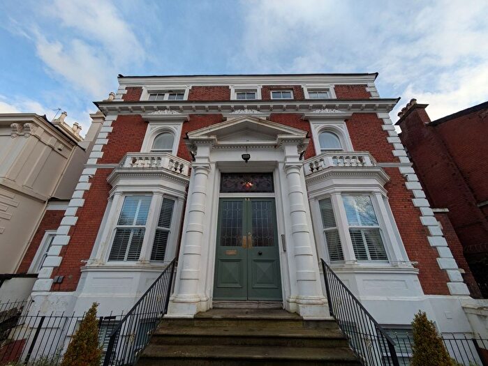 2 Bedroom Flat To Rent In Devonshire Road, Aigburth, L8