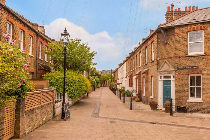 1 Bedroom Maisonette To Rent In Quill Lane, West Putney, SW15