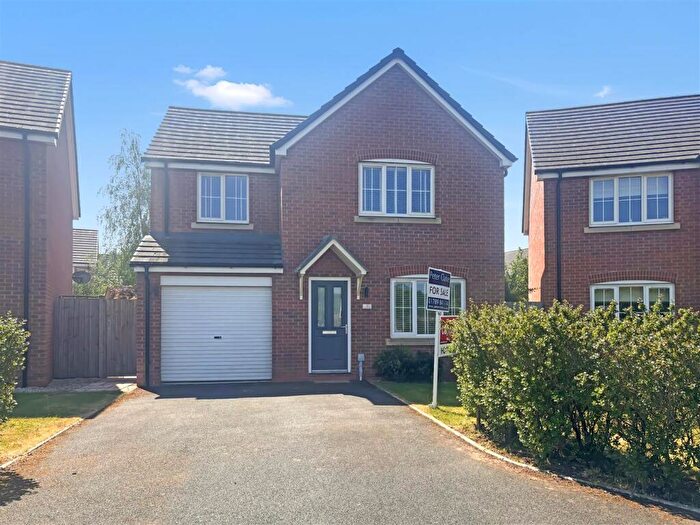 4 Bedroom Detached House For Sale In Cozens Street, Wellesbourne, CV35