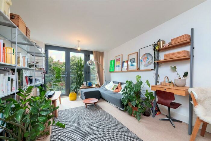 1 Bedroom Flat To Rent In Pritchard, London, E2