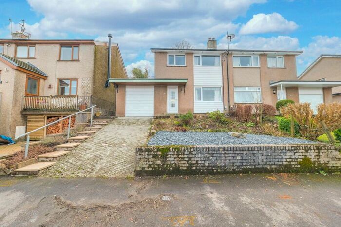 3 Bedroom Semi-Detached House For Sale In Bleaswood Road, Oxenholme, Kendal, LA9