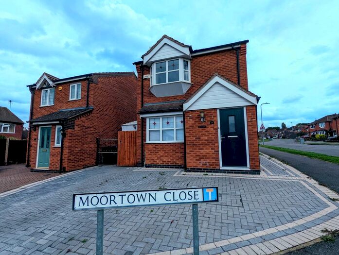 4 Bedroom House To Rent In Moortown Close, Grantham, NG31