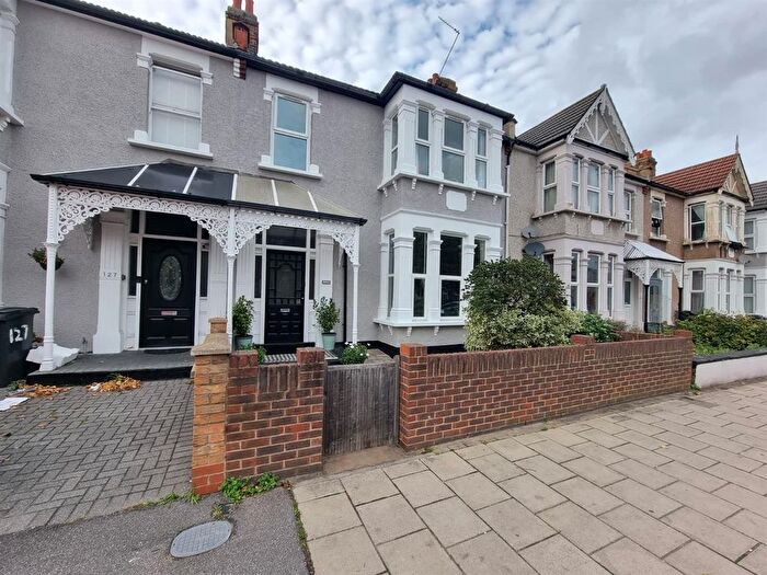 4 Bedroom Property For Sale In Aldborough Road South, Ilford, IG3
