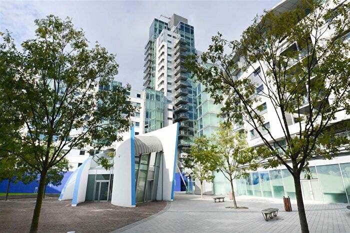 1 Bedroom Flat To Rent In Empire Square West, Empire Square, London, SE1