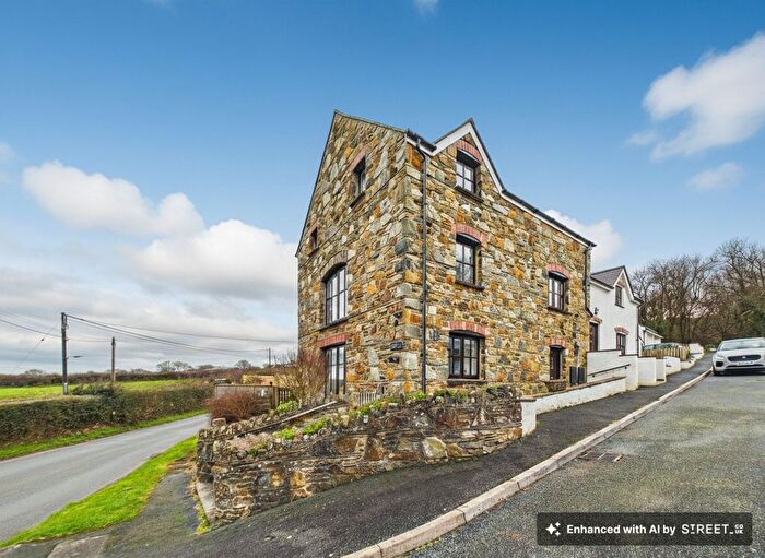 3 Bedroom Flat For Sale In Uchelfa, A Feidr Eglwys, Newport, Pembs, SA42