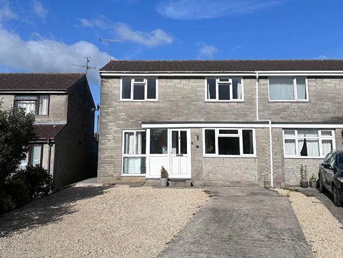 4 Bedroom Semi-Detached House To Rent In Manor Close, Templecombe, Somerset, BA8