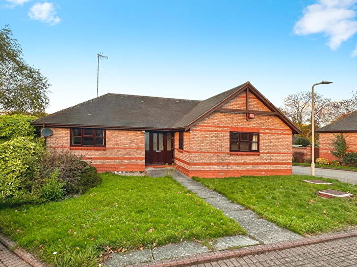 2 Bedroom Detached Bungalow For Sale In Bracken Hill, Leicester, LE6