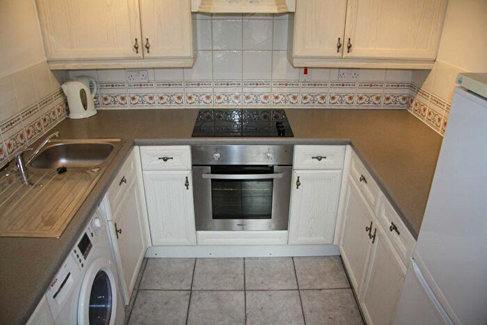 2 Bedroom Apartment To Rent In Blackburn Street, Trinity Riverside, Salford, M3