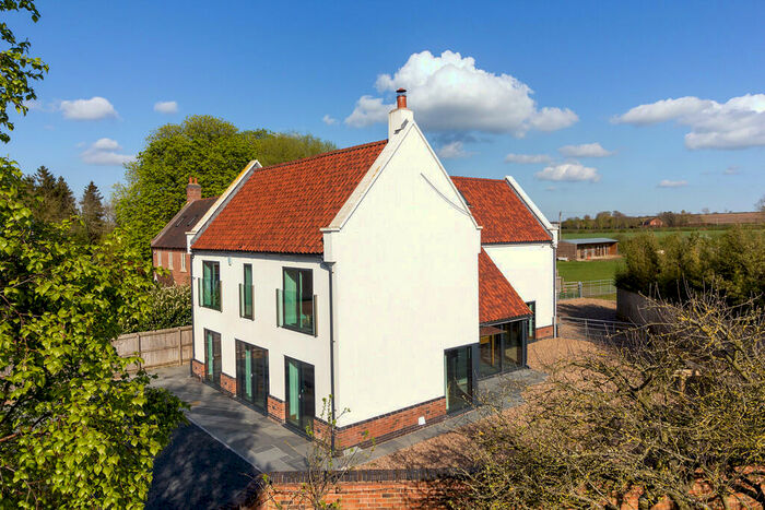 5 Bedroom Detached House For Sale In Old Main Road, Costock, LE12