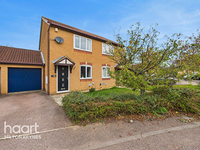 2 Bedroom Semi Detached House For Sale In Bantock Close, Browns Wood, MK7