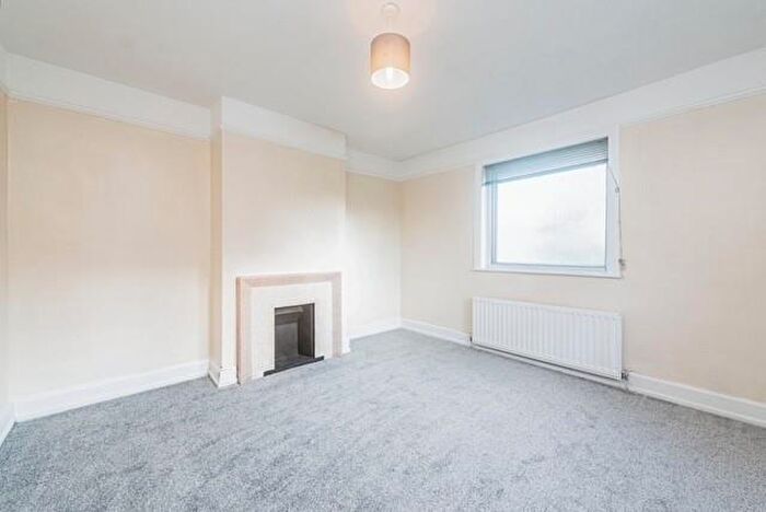 3 Bedroom Detached Bungalow To Rent In Heath Lane, Thatcham, RG18