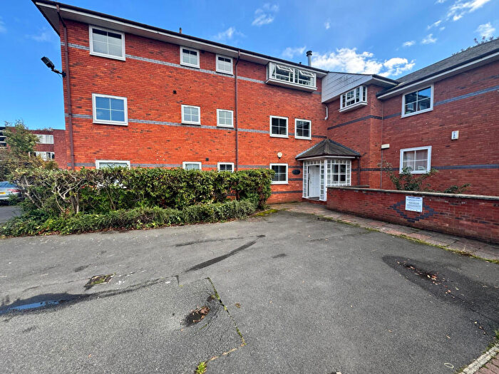 2 Bedroom Apartment To Rent In Berkeley Court, Kelso Street, Leeds, LS2