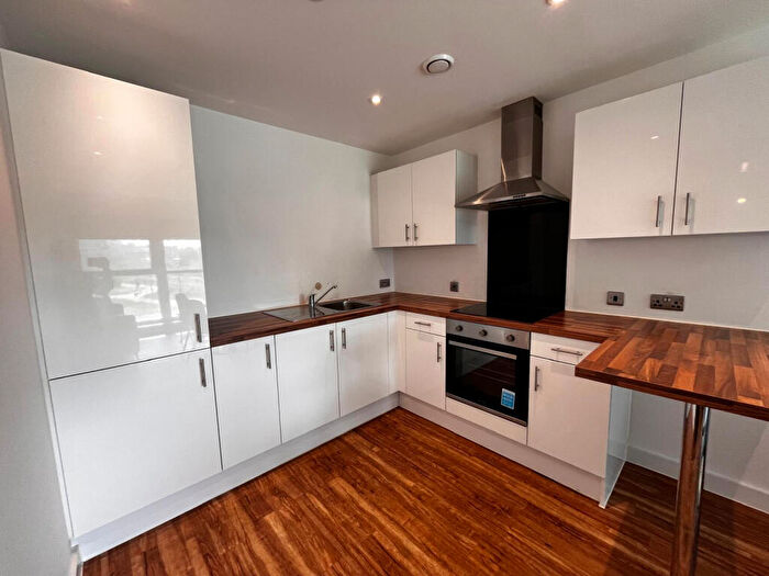 2 Bedroom Apartment To Rent In Pomona Strand, Manchester, Lancashire, M16