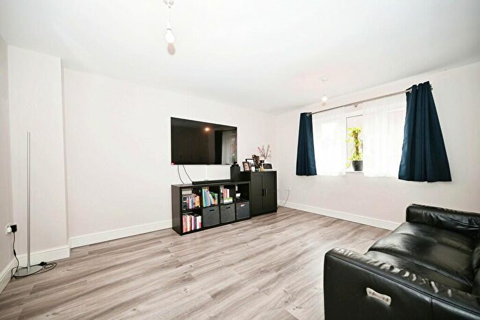 5 Bedroom Detached House To Rent In Windmill Close, Hillmorton, Rugby, CV21
