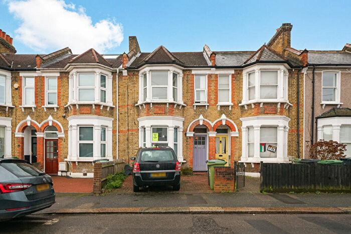3 Bedroom Terraced House For Sale In Bedroom House For Sale In Catford, SE6
