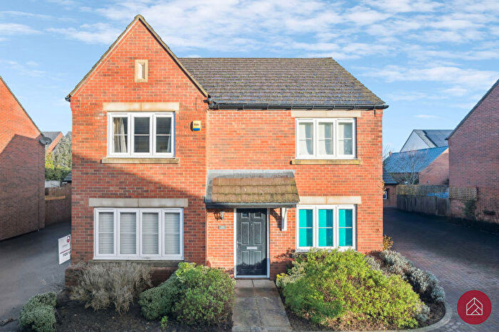 4 Bedroom Detached House For Sale In Broad Way, Bicester, OX25