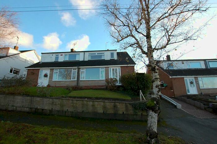 3 Bedroom Semi-Detached House For Sale In Arundel Close, Carrbrook, Stalybridge, Greater Manchester, SK15