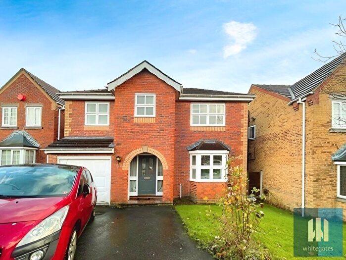 4 Bedroom Detached House To Rent In St Thomas Gardens, Bradley, Huddersfield, HD2