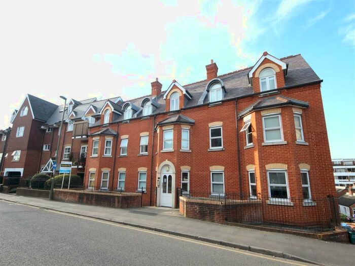 2 Bedroom Apartment To Rent In Sydenham Road, Guildford, GU1