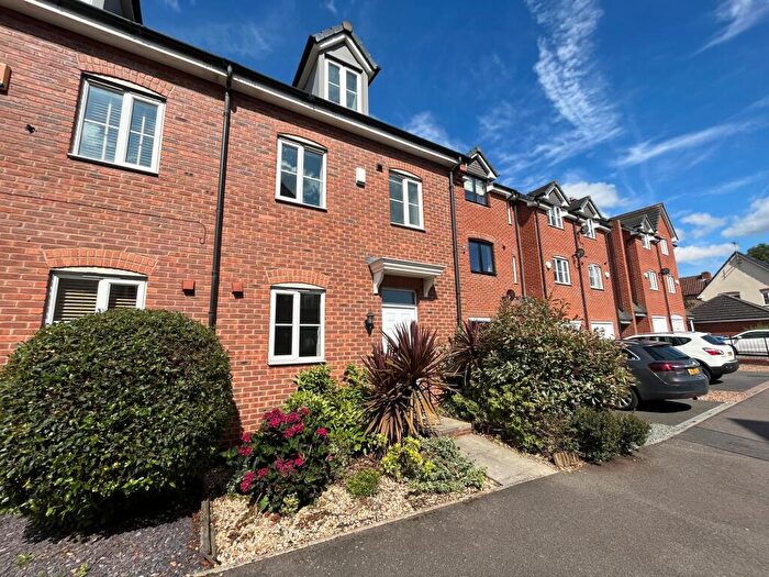 3 Bedroom Terraced House To Rent In Waterfields, Retford, DN22