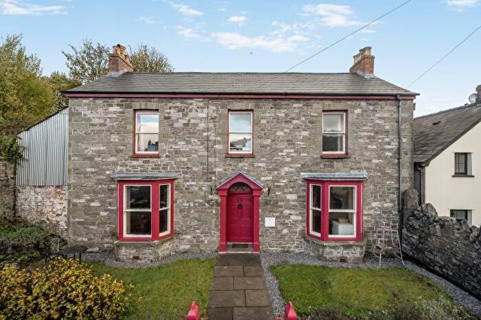 4 Bedroom Detached House For Sale In High Street, Sennybridge, LD3