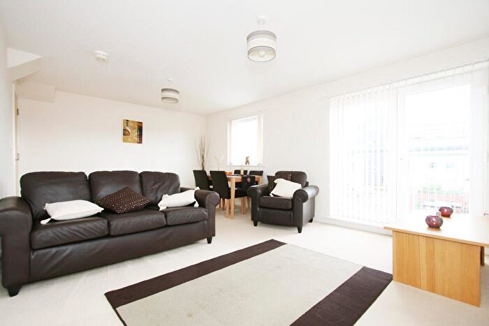 2 Bedroom Apartment To Rent In Windsor Court, No. London Road, Newcastle Under Lyme, Staffordshire, ST5