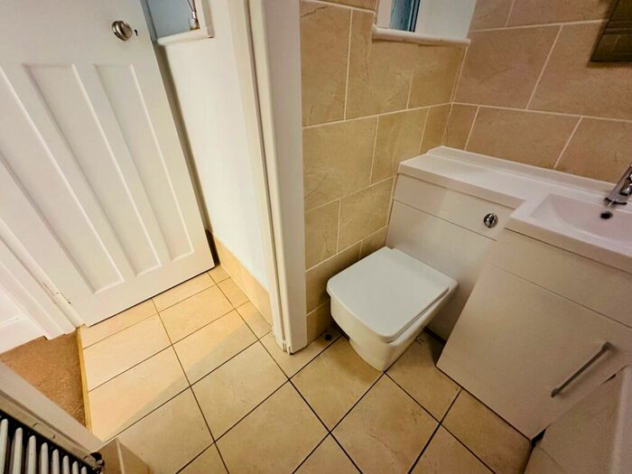 1 Bedroom Flat To Rent In Manor Road, Bournemouth, BH1