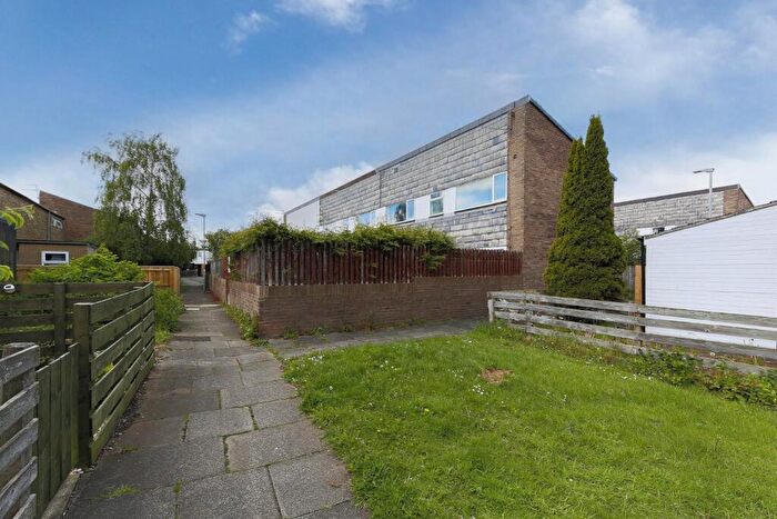 3 Bedroom Terraced House For Sale In Lindean Place, Cramlington, NE23