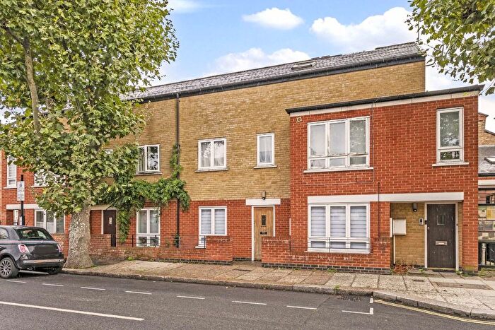 2 Bedroom Terraced House To Rent In Third Avenue, London, W10