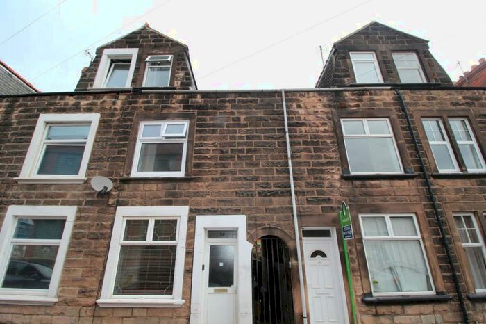 4 Bedroom Terraced House To Rent In Grace Road, Leicester, LE2