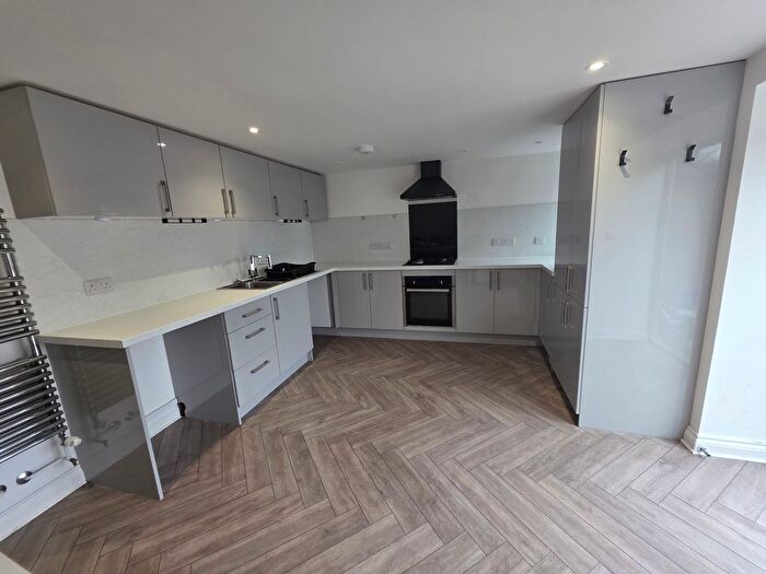 4 Bedroom Terraced House To Rent In Hoxton Road, Torquay, TQ1