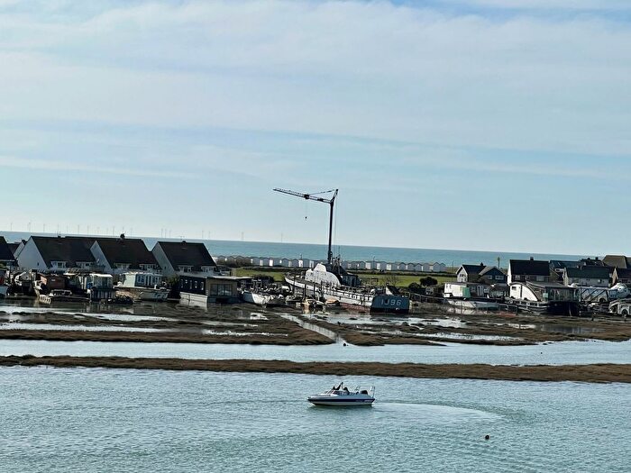 1 Bedroom Flat To Rent In High Street, Shoreham By Sea, BN43