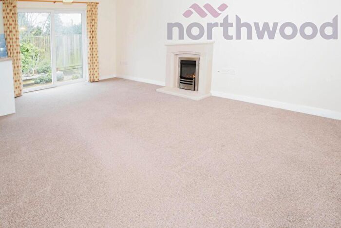 2 Bedroom Bungalow To Rent In Rostwold Way, Norwich, NR3