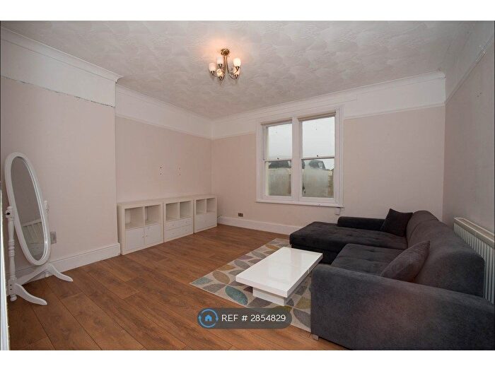 1 Bedroom Flat To Rent In Darnley Road, Kent, DA11