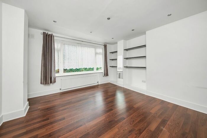 2 Bedroom Flat To Rent In Maberley Road, London, SE19