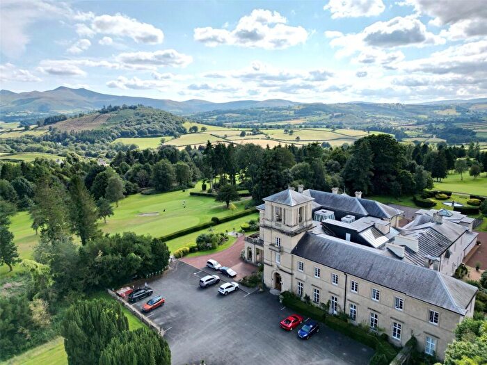 2 Bedroom Apartment For Sale In Penoyre, Cradoc, Brecon, Powys, LD3