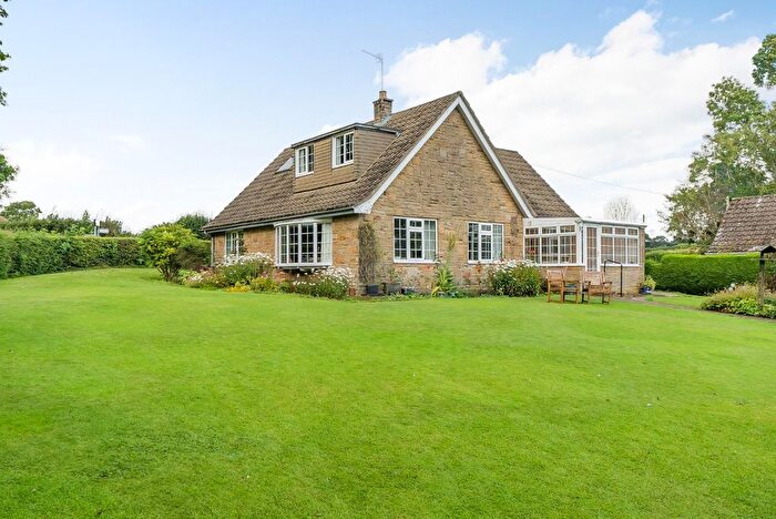 3 Bedroom Detached Bungalow For Sale In Sutton, Thirsk, YO7