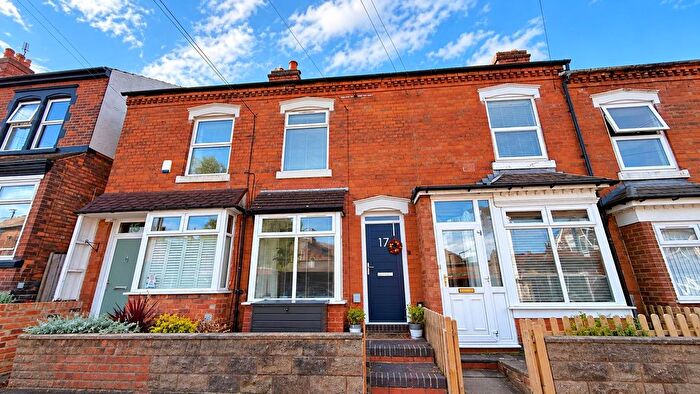 2 Bedroom Terraced House For Sale In Dell Road, Cotteridge, Birmingham, B30