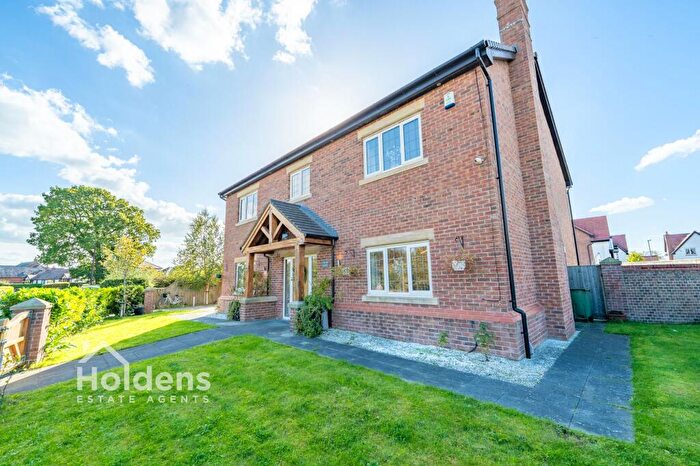 5 Bedroom Detached House For Sale In Tabley Lane, Higher Bartle, PR4