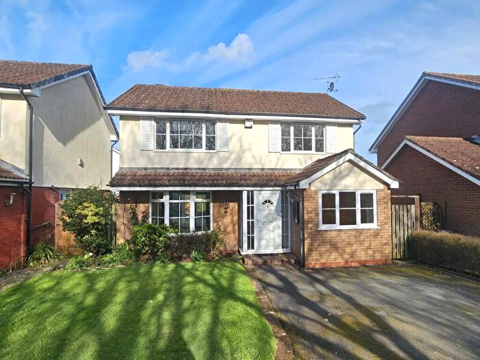 4 Bedroom House For Sale In Stonehill Croft, Shirley, Solihull, B90