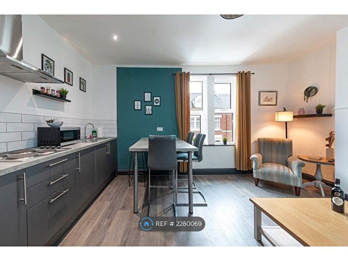 5 Bedroom Terraced House To Rent In Granville St, Gateshead, NE8