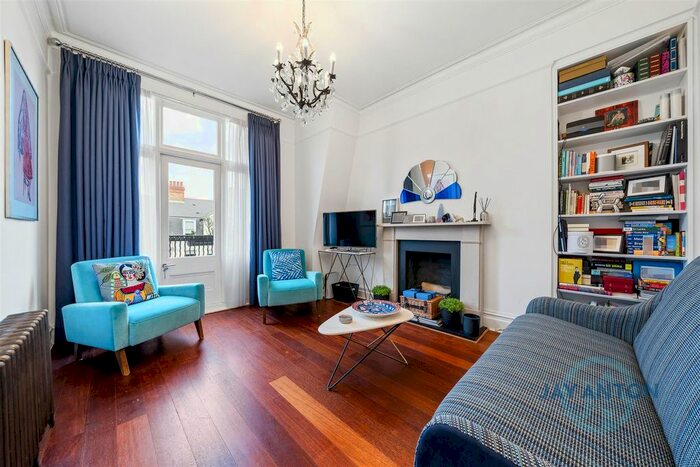 2 Bedroom Flat To Rent In Wymering Road, London, W9