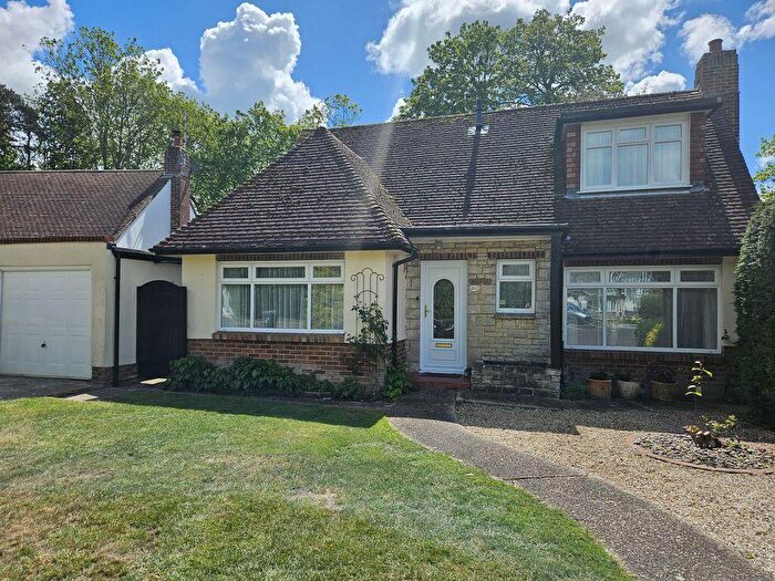 3 Bedroom House To Rent In Walkford, BH23